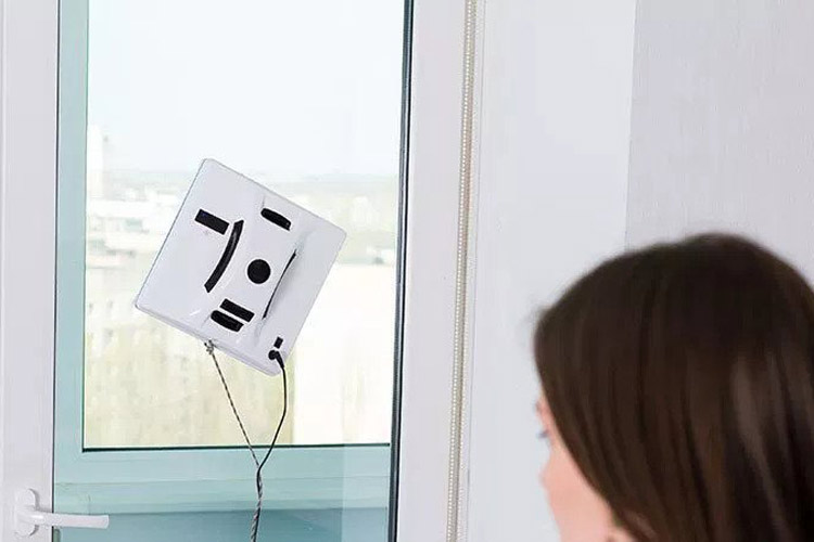 Robot Window Cleaner